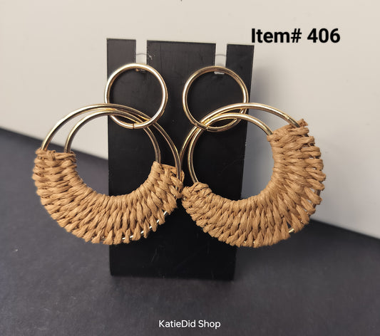 Raffia Grass Dangle